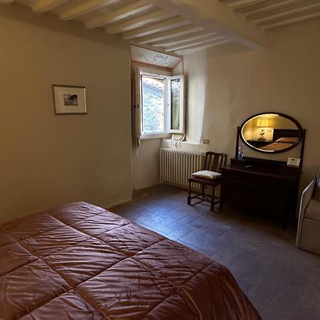 サンセポルクロ ロカンダ グイディ Bed & Breakfast エクステリア 写真